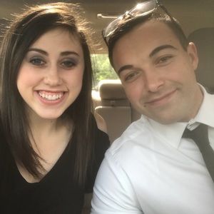 Meet your Posher, Mara